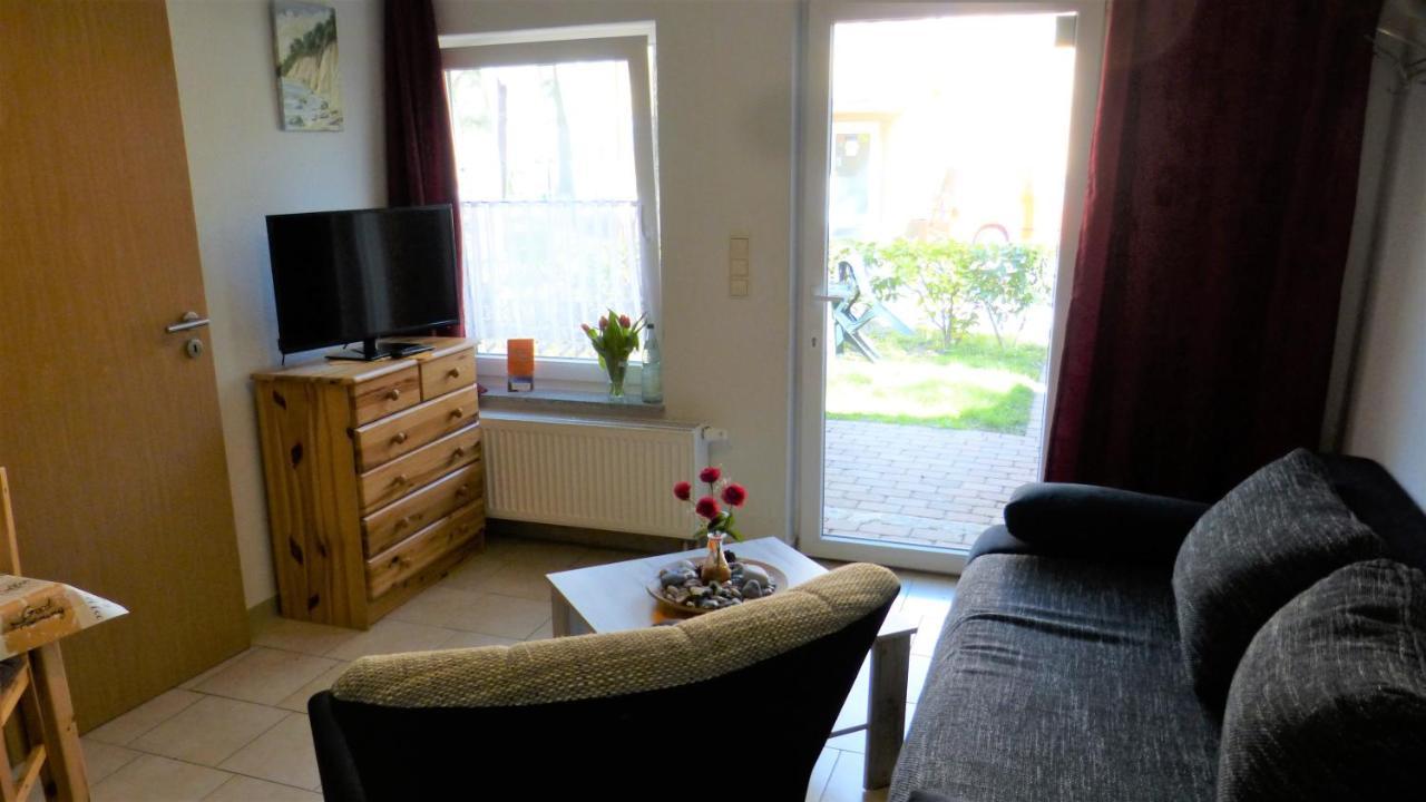 Bernstein Appartements Dranske Exterior photo